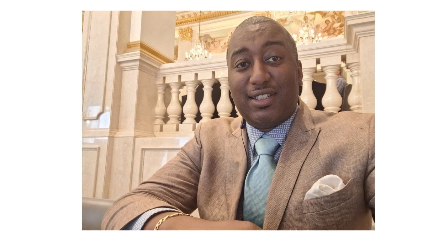Executive Chairman & Founder of Finslide
